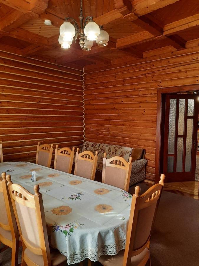 Садиба У Крайлюків ياريمتشي المظهر الخارجي الصورة