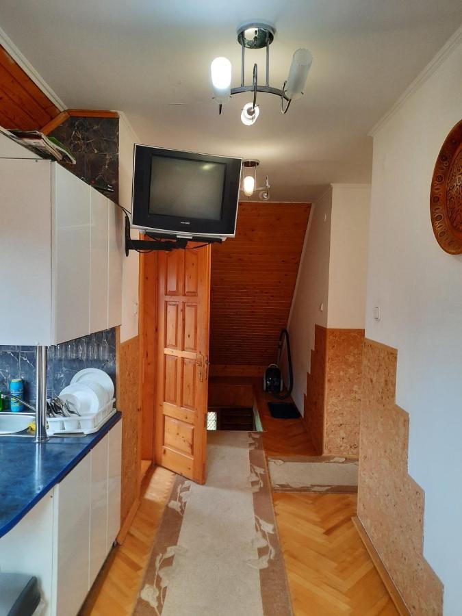 Садиба У Крайлюків ياريمتشي المظهر الخارجي الصورة